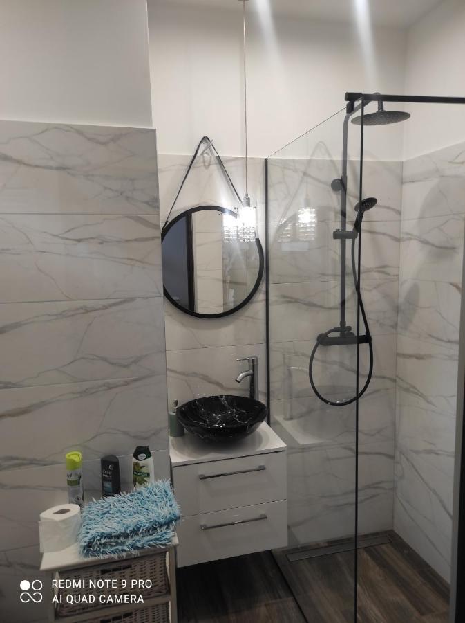 Apartamenty Centrum Walbrzych Luaran gambar